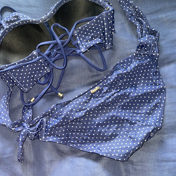 Abercrombie & Fitch bikini - Picture 5 of 7